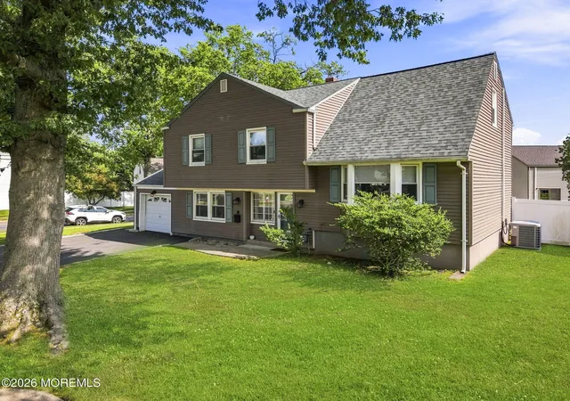 Photo 1 of Single family home for sale at 9 Meyer Rd, Edison, NJ 08817 | MLS# 22628085 | Listing updated on 2026-09-18