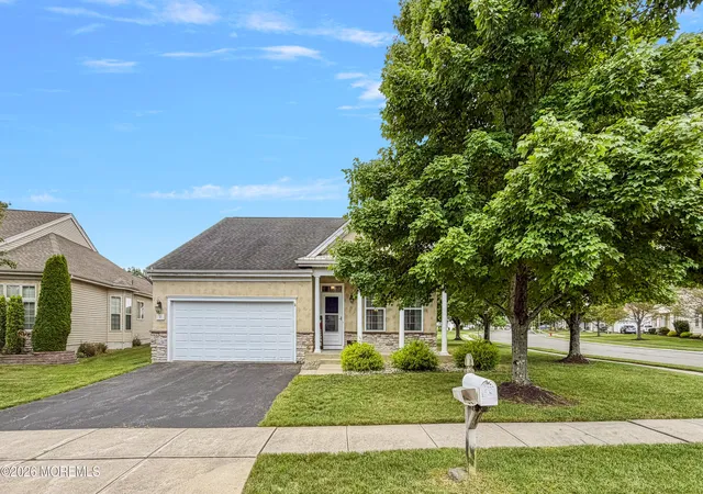 Single family home for sale at 2 Warwick Ct, Barnegat, NJ 08005 | MLS# 22628234