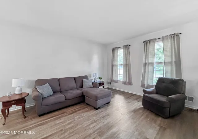 Photo 3 of Single family home for sale at 2 Warwick Ct, Barnegat, NJ 08005 | MLS# 22628234 | Listing updated on 2026-09-15