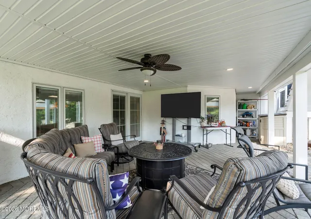 Photo 4 of Single family home for sale at 3 Peachtree Ln, Manalapan, NJ 07726 | MLS# 22629529 | Listing updated on 2026-09-29