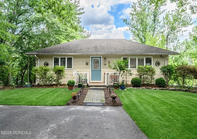 Photo 1 of Single family home for sale at 15 Poplar St, Jackson, NJ 08527 | MLS# 22628697 | Listing updated on 2026-10-08