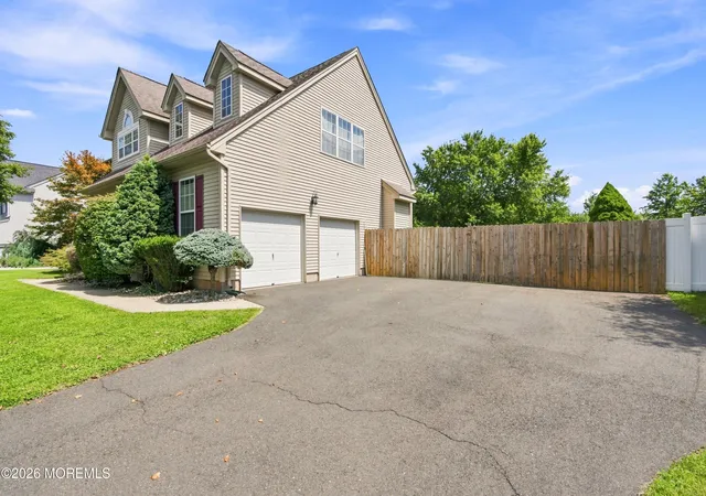 Photo 2 of Single family home for sale at 133 Charles St, Somerset, NJ 08873 | MLS# 22626622 | Listing updated on 2026-09-27