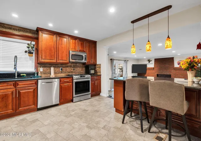 Photo 4 of Single family home for sale at 1 Macintosh Ct, East Brunswick, NJ 08816 | MLS# 22627544 | Listing updated on 2026-09-13