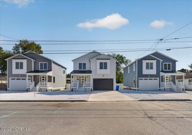 Photo 1 of Single family home for sale at 555 Lillie Rd, Toms River, NJ 08753 | MLS# 22626799 | Listing updated on 2026-09-28
