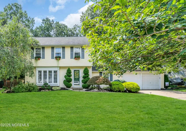 Photo 1 of Single family home for sale at 11 Dunbarton Rd, Jackson, NJ 08527 | MLS# 22631322 | Listing updated on 2026-10-12