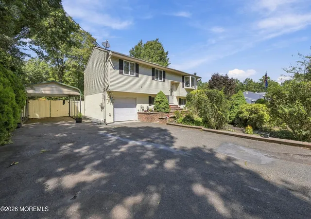 Photo 3 of Single family home for sale at 646 Salem Ave, Franklinville, NJ 08322 | MLS# 22626828 | Listing updated on 2026-10-07