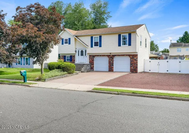 Photo 2 of Single family home for sale at 16 Starlight Rd, Howell, NJ 07731 | MLS# 22627381 | Listing updated on 2026-09-17