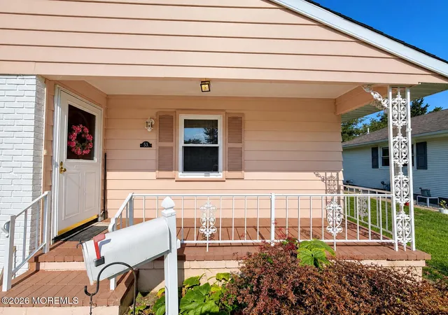 Photo 3 of Single family home for sale at 53 Golden Glow Circus, Toms River, NJ 08755 | MLS# 22626897 | Listing updated on 2026-09-09