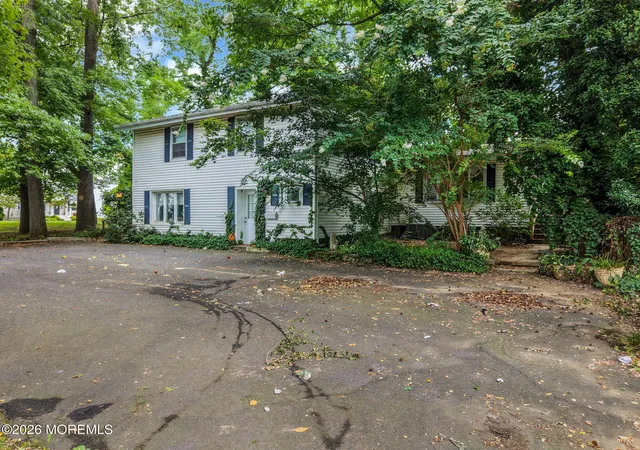 Photo 3 of Single family home for sale at 390 Church St, Belford, NJ 07718 | MLS# 22626816 | Listing updated on 2026-09-09