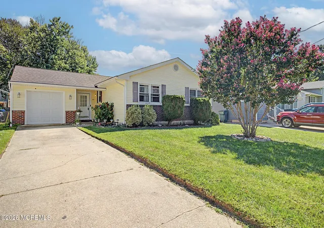 Photo 3 of Single family home for sale at 309 Twin Lakes Blvd, Little Egg Harbor, NJ 08087 | MLS# 22626804 | Listing updated on 2026-09-22