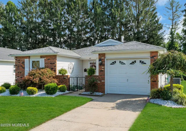 Photo 2 of Single family home for sale at 43 Lauren Ln N, Brick, NJ 08723 | MLS# 22628206 | Listing updated on 2026-09-29