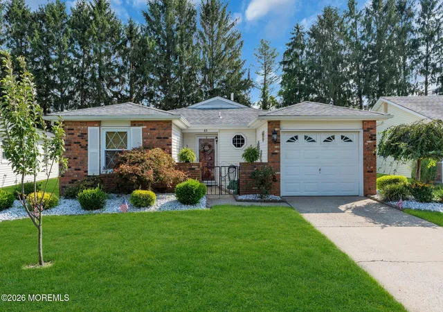 Photo 3 of Single family home for sale at 43 Lauren Ln N, Brick, NJ 08723 | MLS# 22628206 | Listing updated on 2026-09-29