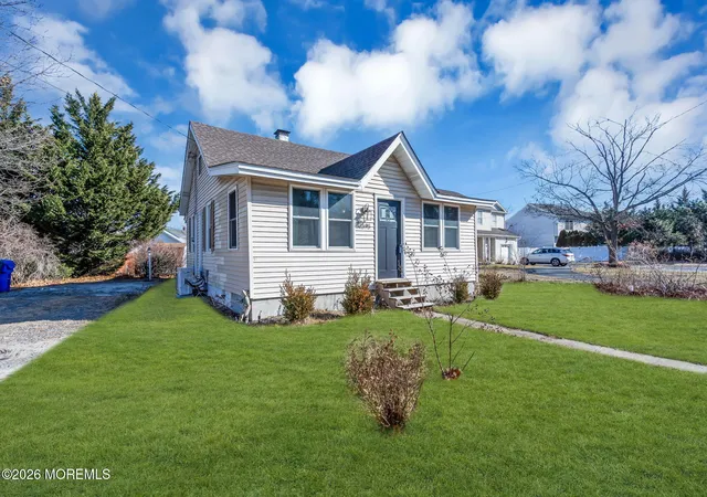 Photo 2 of Single family home for sale at 2595 Hooper Ave, Brick, NJ 08723 | MLS# 22627897 | Listing updated on 2026-09-15
