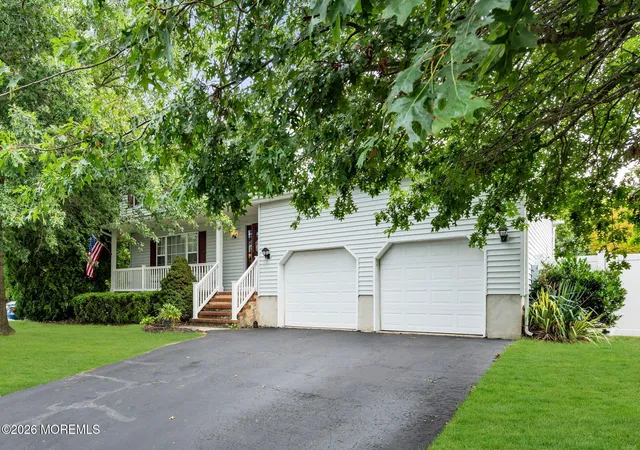 Photo 3 of Single family home for sale at 29 Netty St, Howell, NJ 07731 | MLS# 22630082 | Listing updated on 2026-10-05
