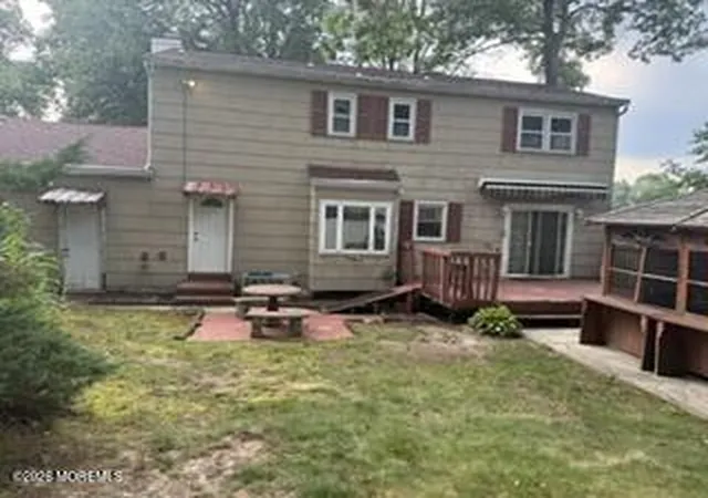 Photo 3 of Single family home for sale at 1086 Mulberry Pl, Toms River, NJ 08753 | MLS# 22627204 | Listing updated on 2026-10-25