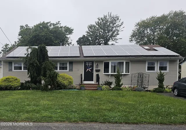 Photo 1 of Single family home for sale at 105 Fairway Dr, Brick, NJ 08724 | MLS# 22627541 | Listing updated on 2026-09-14