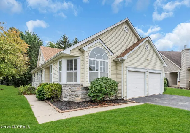 Photo 1 of Single family home for sale at 2464 Spring Hl Dr, Toms River, NJ 08755 | MLS# 22627487 | Listing updated on 2026-09-10
