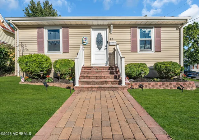Photo 3 of Single family home for sale at 12 Raritan Ave, Leonardo, NJ 07737 | MLS# 22627443 | Listing updated on 2026-09-13