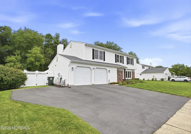 Photo 3 of Single family home for sale at 63 Hedgewood Rd, Howell, NJ 07731 | MLS# 22627641 | Listing updated on 2026-09-02
