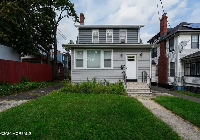 Photo 3 of Single family home for sale at 131 133 Underwood St, Newark, NJ 07106 | MLS# 22627282 | Listing updated on 2026-10-05