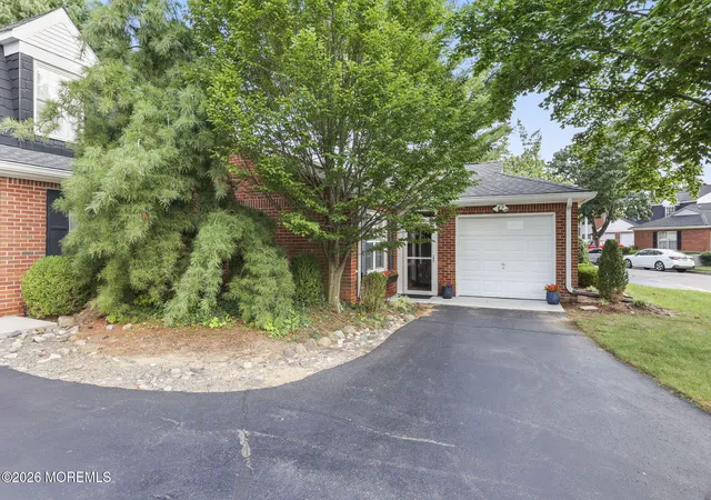 Photo 2 of Sale Pending at 24 Magnolia Dr, Spring Lake, NJ 07762 | MLS# 22627538 | Listing updated on 2026-09-16