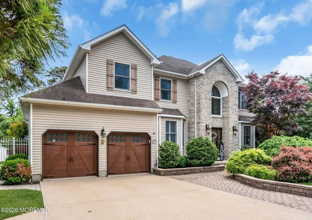 Photo 1 of Single family home for sale at 271 Kettle Crk Rd, Toms River, NJ 08753 | MLS# 22627563 | Listing updated on 2026-09-02