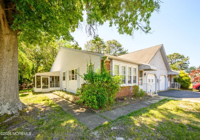Photo 2 of Single family home for sale at 8a Portsmouth St #54B, Whiting, NJ 08759 | MLS# 22627355 | Listing updated on 2026-09-01