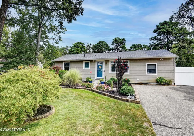 Photo 2 of Single family home for sale at 217 Larchwood Dr, Brick, NJ 08723 | MLS# 22627360 | Listing updated on 2026-09-24