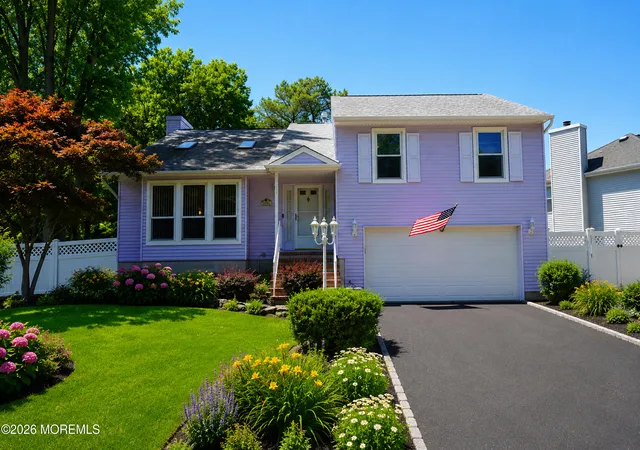 Photo 1 of Single family home for sale at 96 Heritage Dr, Howell, NJ 07731 | MLS# 22627358 | Listing updated on 2026-09-01