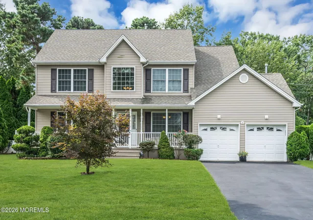 Photo 1 of Single family home for sale at 592 Pirate Ln, Manahawkin, NJ 08050 | MLS# 22627432 | Listing updated on 2026-09-14