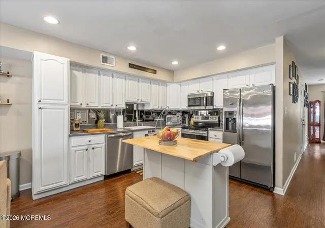 Photo 3 of Condo for sale at 613 Randall Way, Matawan, NJ 07747 | MLS# 22627543 | Listing updated on 2026-09-16