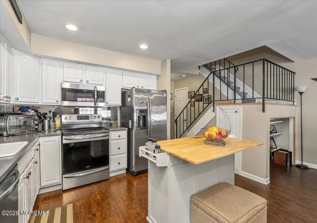 Photo 4 of Condo for sale at 613 Randall Way, Matawan, NJ 07747 | MLS# 22627543 | Listing updated on 2026-09-16