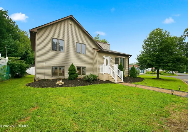 Photo 2 of Single family home for sale at 897 Brookside Ave, Keyport, NJ 07735 | MLS# 22627615 | Listing updated on 2026-09-16