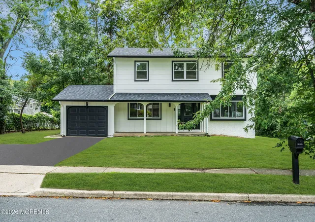 Photo 2 of Single family home for sale at 3 W Connecticut Concourse, Jackson, NJ 08527 | MLS# 22627456 | Listing updated on 2026-09-14