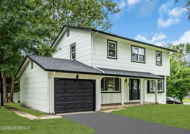 Photo 3 of Sale Pending at 3 W Connecticut Concourse, Jackson, NJ 08527 | MLS# 22627456 | Listing updated on 2026-10-07