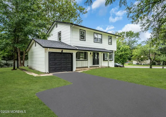 Photo 4 of Sale Pending at 3 W Connecticut Concourse, Jackson, NJ 08527 | MLS# 22627456 | Listing updated on 2026-10-07