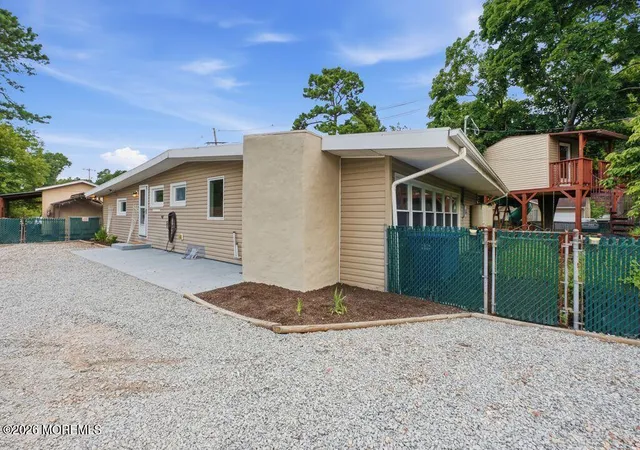 Photo 3 of Single family home for sale at 49 Wildgeese Cir, Browns Mills, NJ 08015 | MLS# 22627485 | Listing updated on 2026-09-01