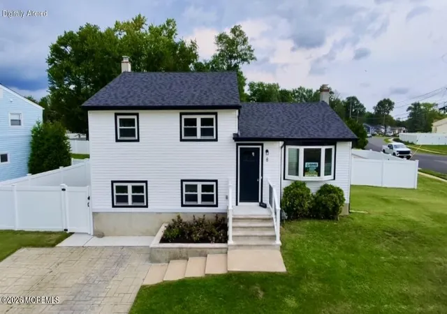 Photo 1 of Single family home for sale at 8 Forsgate Dr, Freehold, NJ 07728 | MLS# 22627528 | Listing updated on 2026-10-03