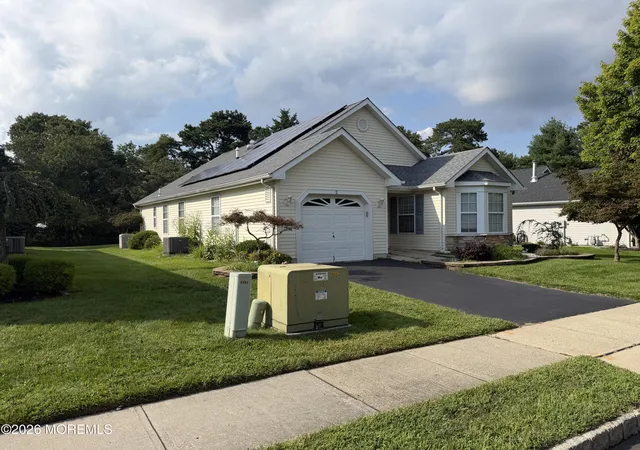 Photo 2 of Single family home for sale at 5 Meadows Ln, Whiting, NJ 08759 | MLS# 22628015 | Listing updated on 2026-09-06