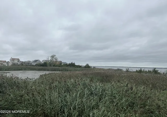 Photo 3 of Single family home for sale at 1436 S Bayview Ave, Seaside Park, NJ 08752 | MLS# 22627648 | Listing updated on 2026-09-15