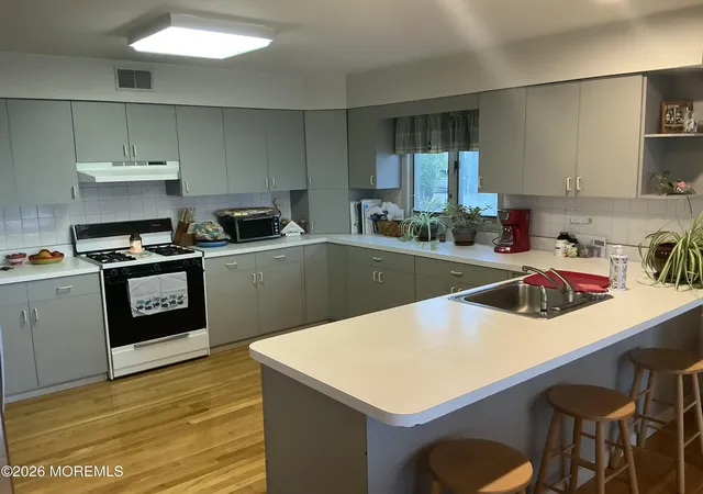 Photo 4 of Single family home for sale at 1436 S Bayview Ave, Seaside Park, NJ 08752 | MLS# 22627648 | Listing updated on 2026-09-15