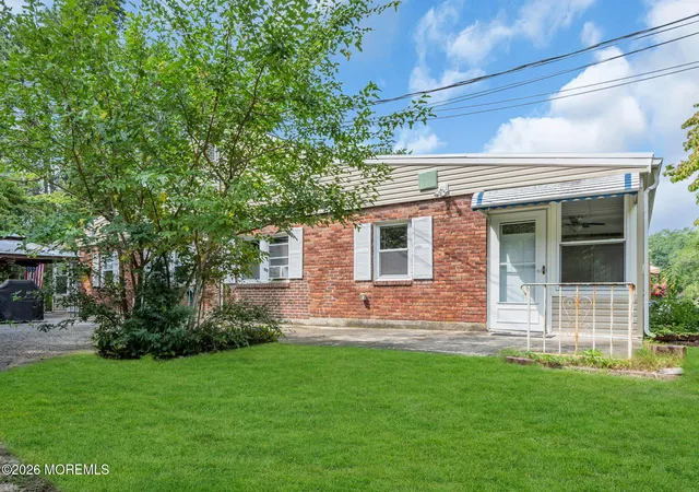 Photo 2 of Single family home for sale at 6 B Beech St, Toms River, NJ 08757 | MLS# 22627565 | Listing updated on 2026-09-02