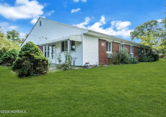 Photo 3 of Single family home for sale at 85 C Hope Rd, Whiting, NJ 08759 | MLS# 22627569 | Listing updated on 2026-09-02