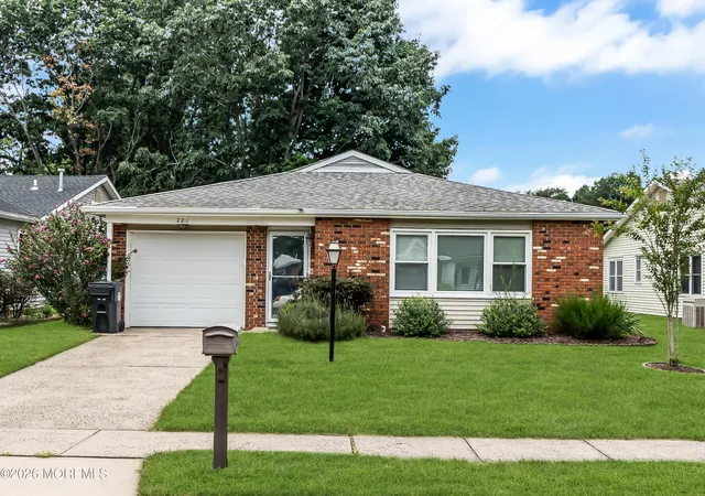 Photo 2 of Single family home for sale at 201 Lions Head Blvd S, Brick, NJ 08723 | MLS# 22627613 | Listing updated on 2026-09-03