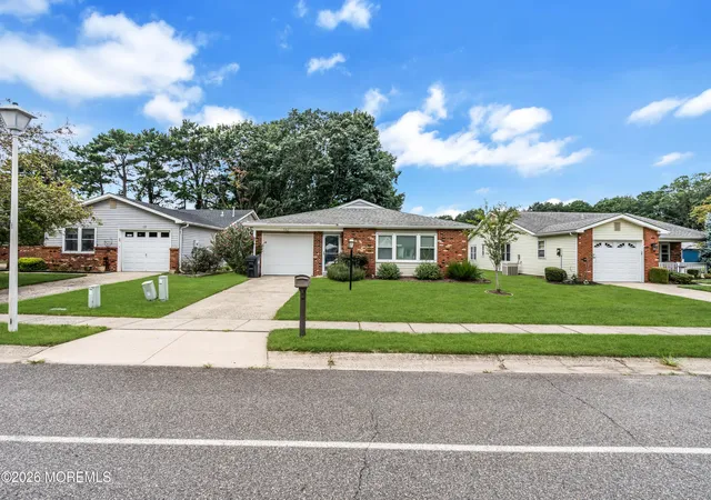 Photo 3 of Single family home for sale at 201 Lions Head Blvd S, Brick, NJ 08723 | MLS# 22627613 | Listing updated on 2026-09-03