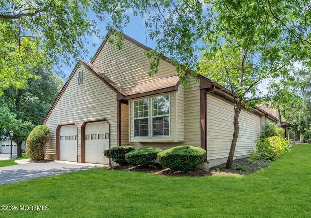 Photo 3 of Single family home for sale at 6 Rutherford Hayes Dr, Monroe Township, NJ 08831 | MLS# 22627587 | Listing updated on 2026-09-29