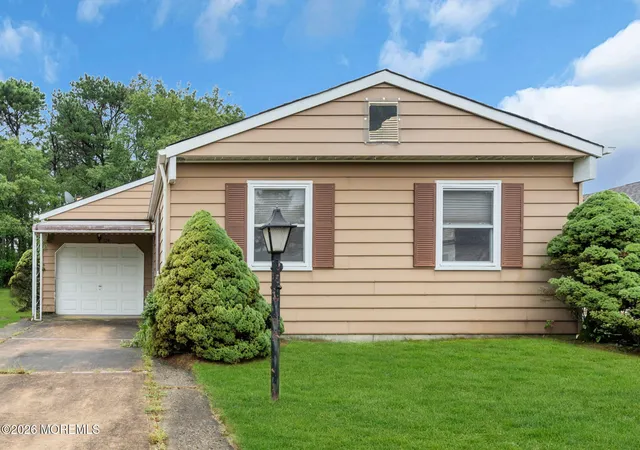 Photo 1 of Single family home for sale at 224 Orlando Blvd, Toms River, NJ 08757 | MLS# 22627737 | Listing updated on 2026-09-10