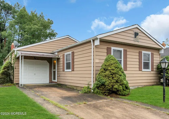 Photo 2 of Single family home for sale at 224 Orlando Blvd, Toms River, NJ 08757 | MLS# 22627737 | Listing updated on 2026-09-10