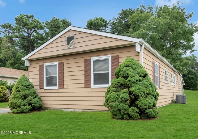Photo 2 of Single family home for sale at 224 Orlando Blvd, Toms River, NJ 08757 | MLS# 22627737 | Listing updated on 2026-09-10
