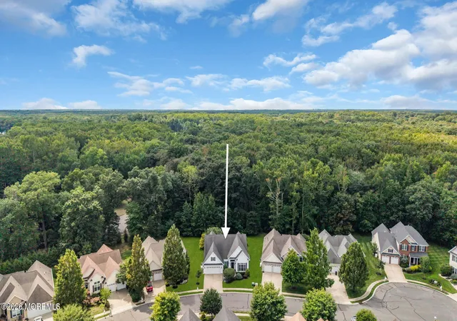 Photo 2 of Single family home for sale at 13 Northshire Ct, Freehold, NJ 07728 | MLS# 22628200 | Listing updated on 2026-09-28